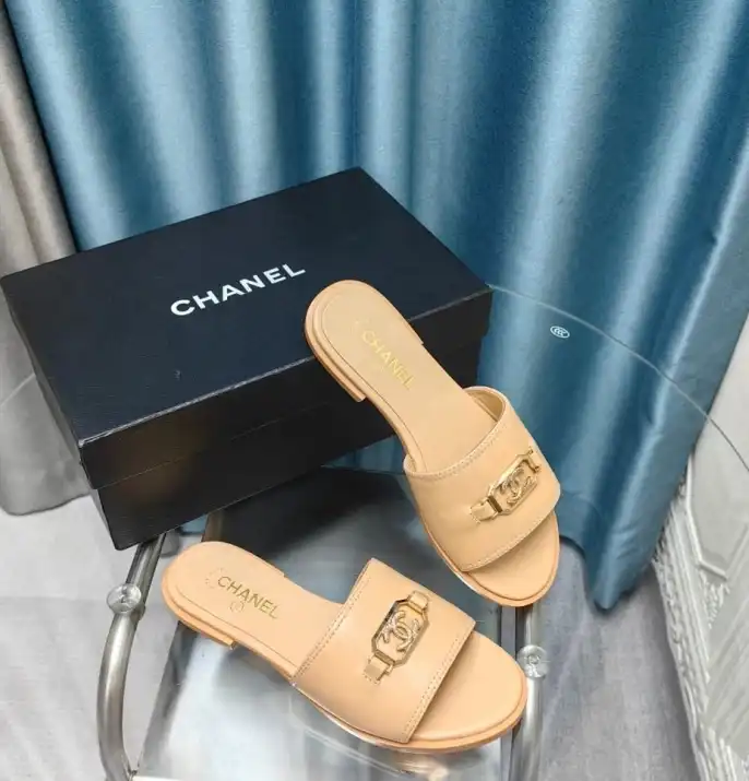 hype Chanel Slippers