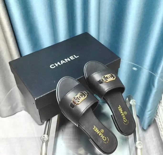 hype Chanel Slippers