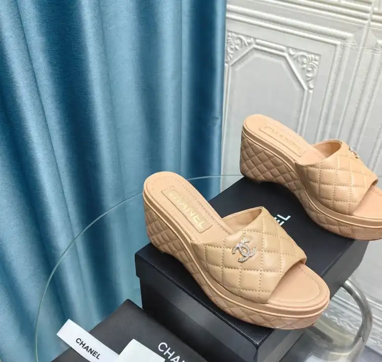 hype Chanel Slippers