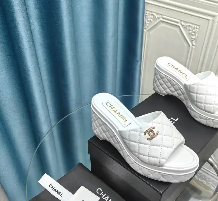 hype Chanel Slippers