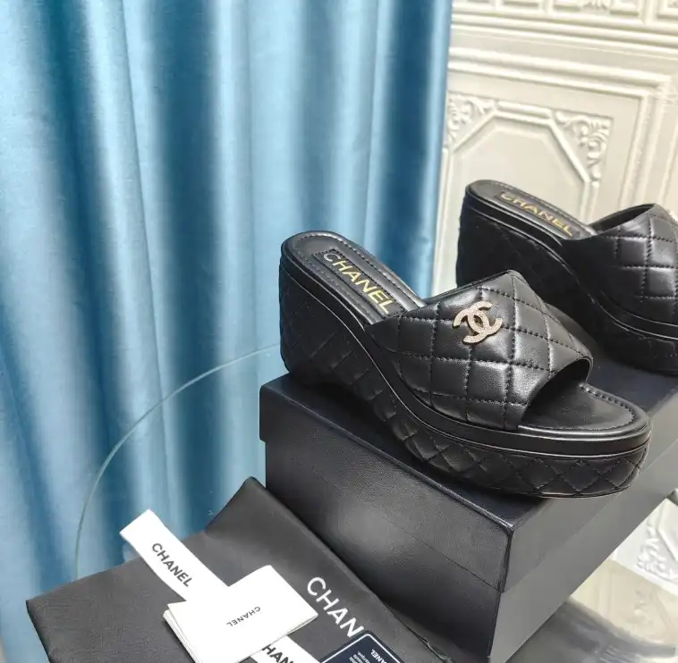 hype Chanel Slippers