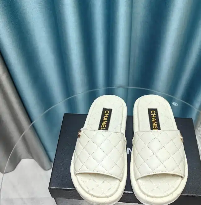 hype Chanel Slippers