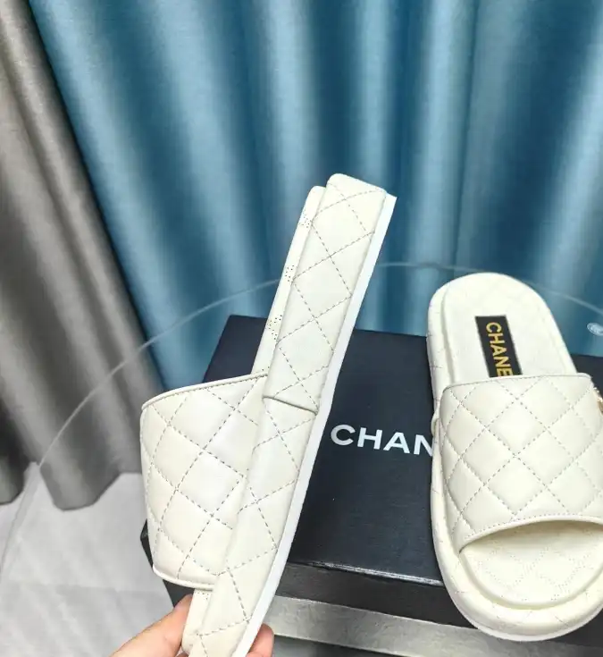 hype Chanel Slippers