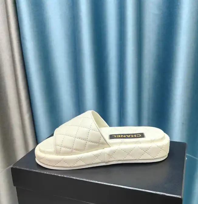 hype Chanel Slippers