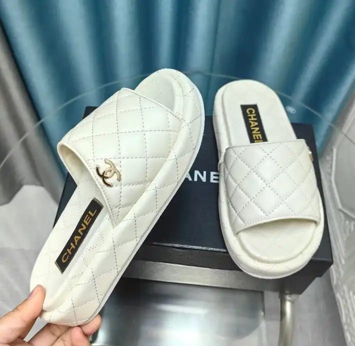 hype Chanel Slippers