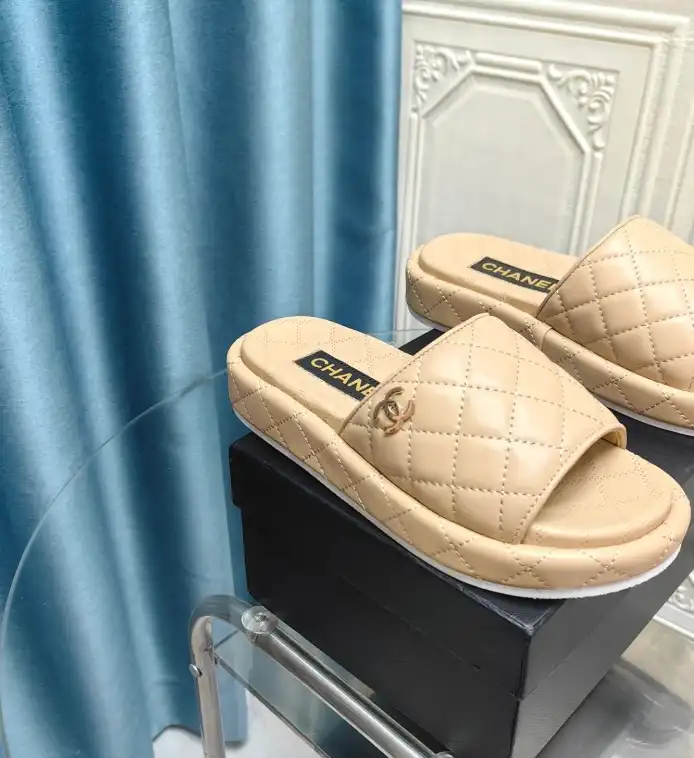 hype Chanel Slippers