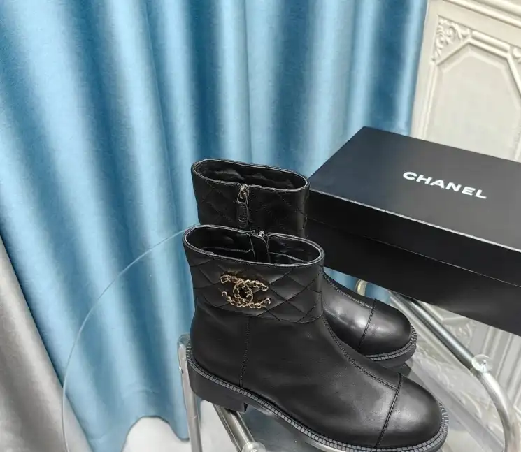 hype Chanel Boots