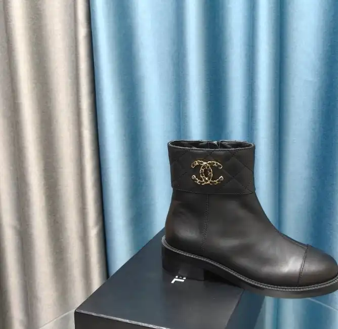 hype Chanel Boots