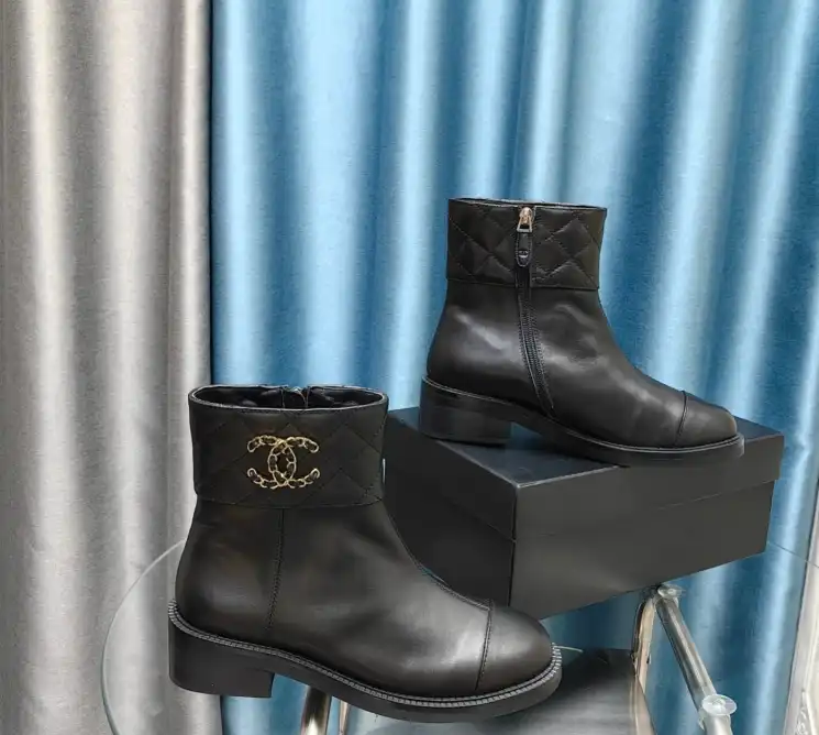 hype Chanel Boots