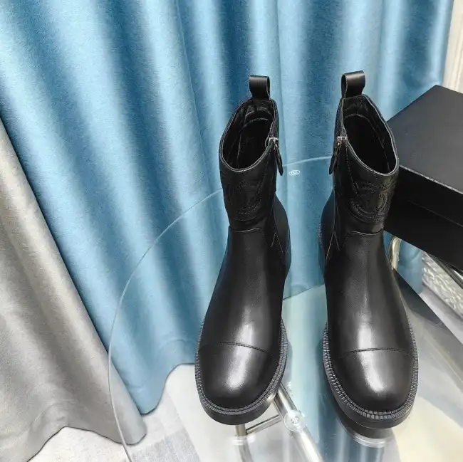 hype Chanel Boots