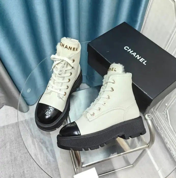 hype Chanel Boots