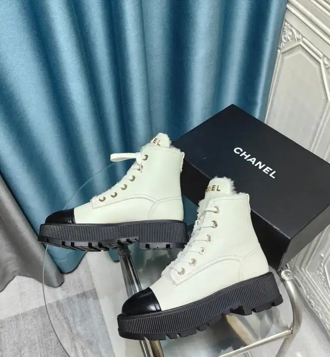 hype Chanel Boots