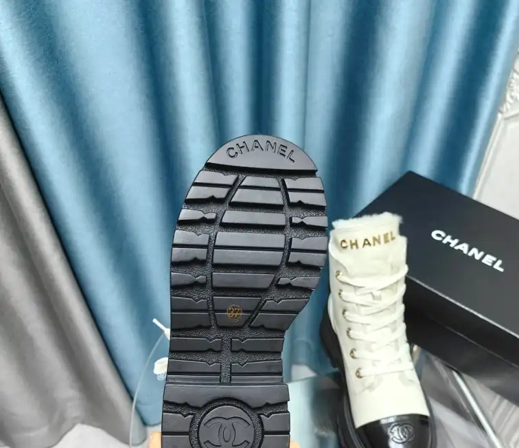 hype Chanel Boots