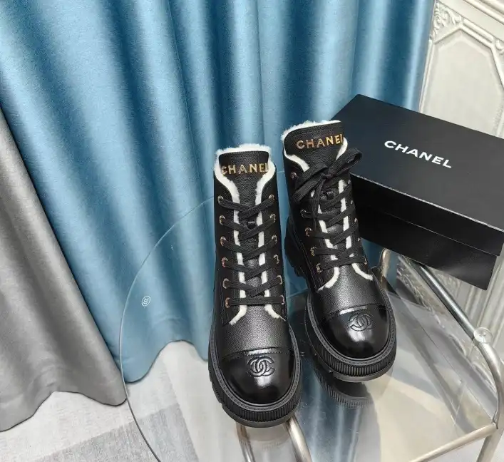 hype Chanel Boots