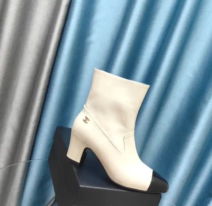 hype Chanel Boots