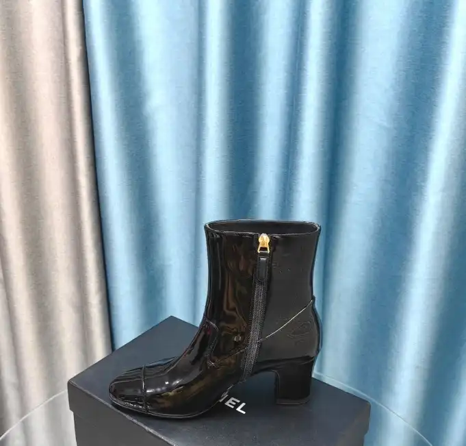 hype Chanel Boots