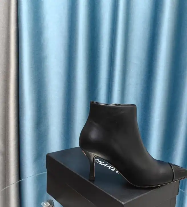 hype Chanel Boots