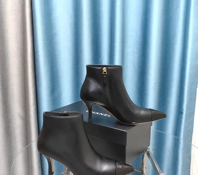 hype Chanel Boots