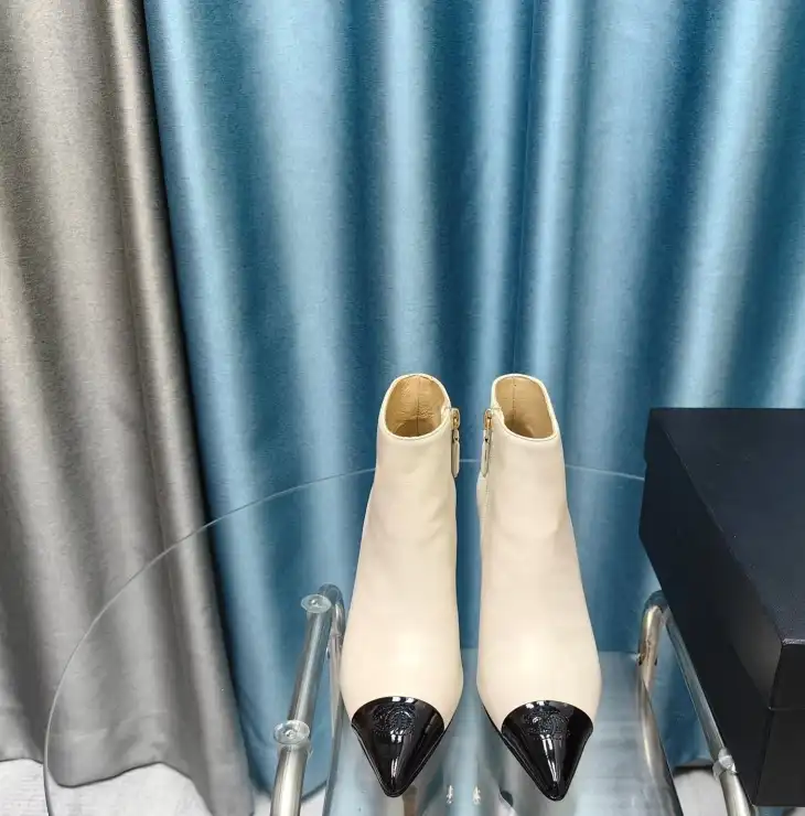 hype Chanel Boots