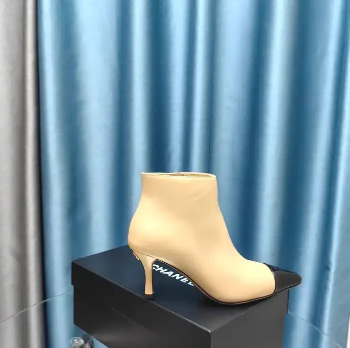 hype Chanel Boots