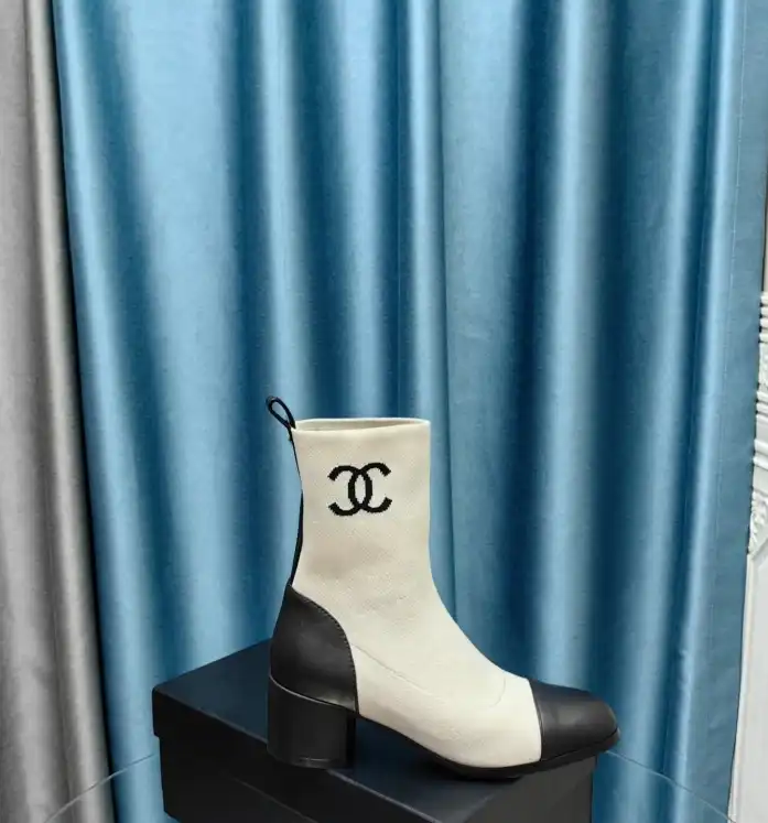 hype Chanel Boots