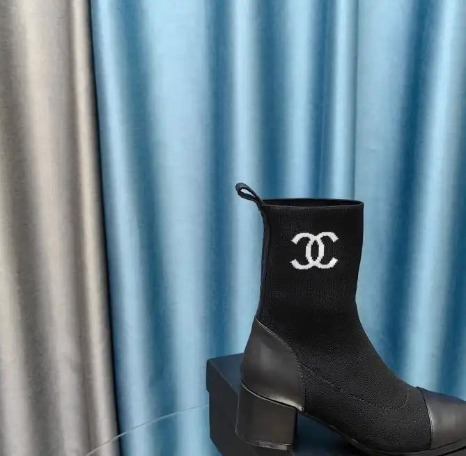 hype Chanel Boots