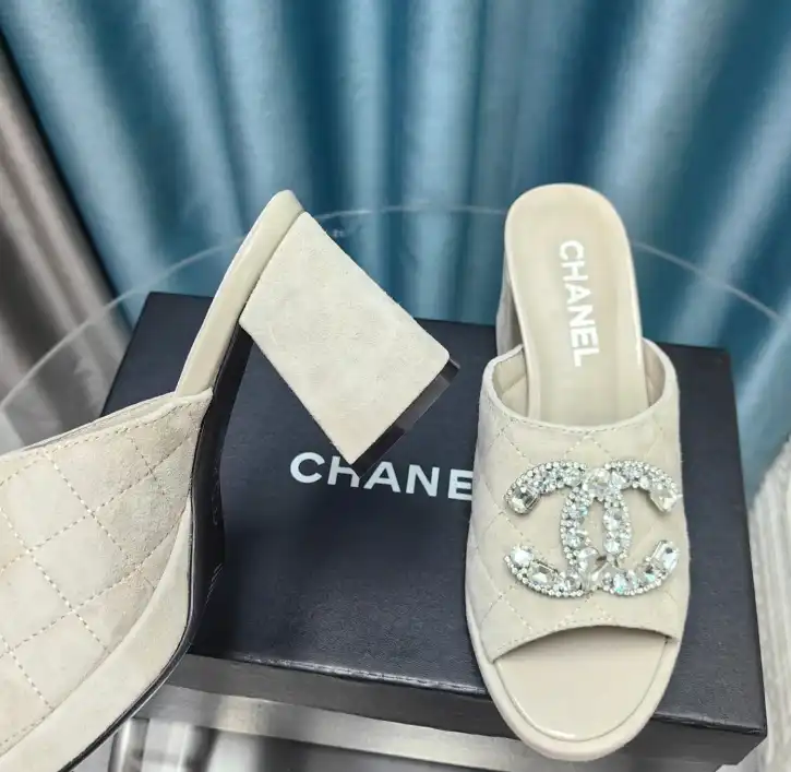 hype Chanel Slippers