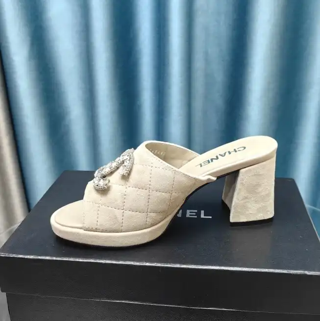 hype Chanel Slippers