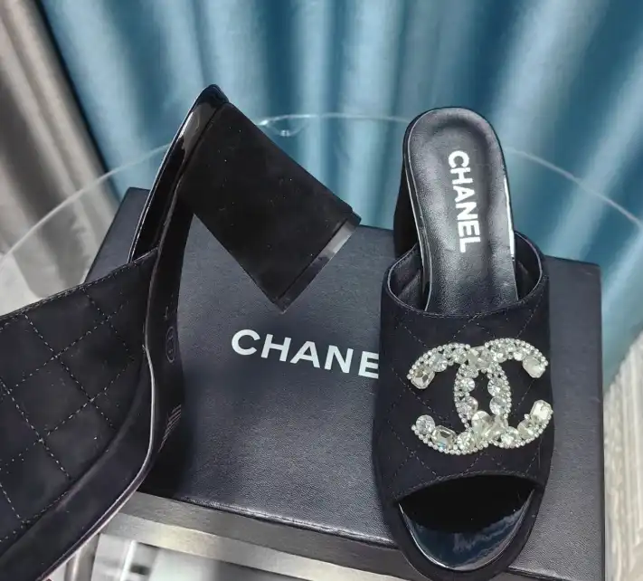 hype Chanel Slippers