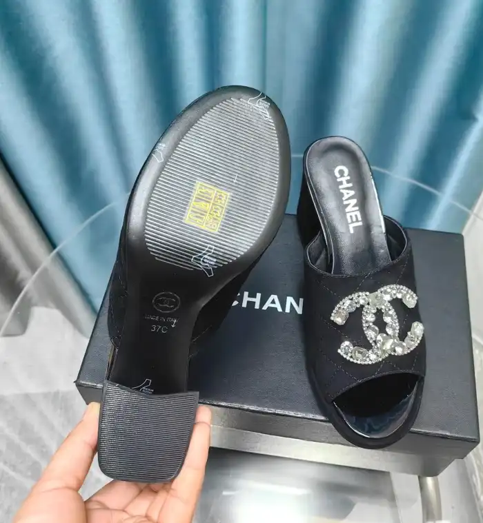 hype Chanel Slippers