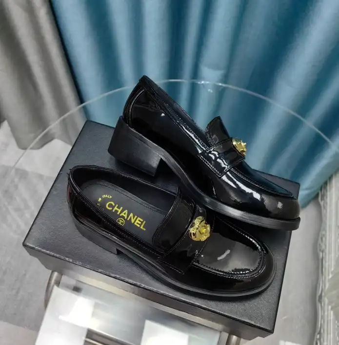 hype Chanel High Heels