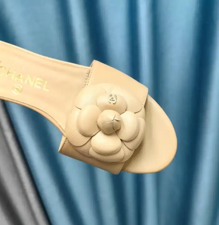 hype Chanel Slippers