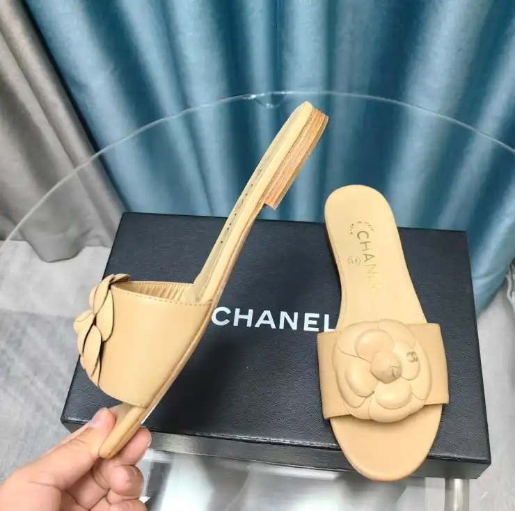 hype Chanel Slippers