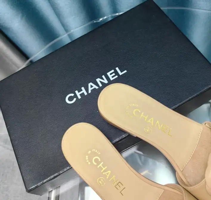 hype Chanel Slippers