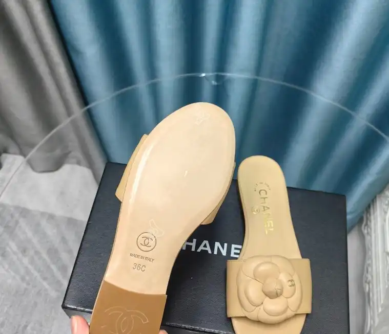 hype Chanel Slippers