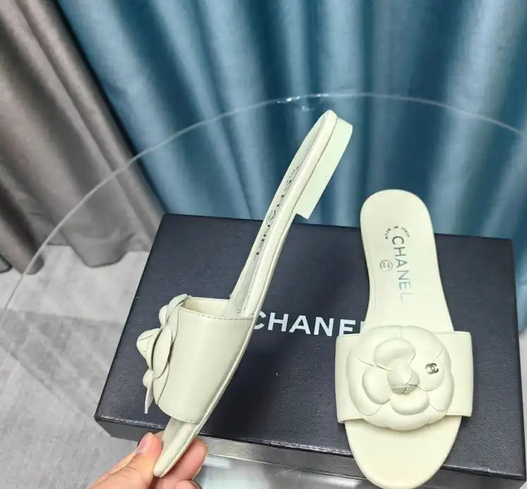 hype Chanel Slippers