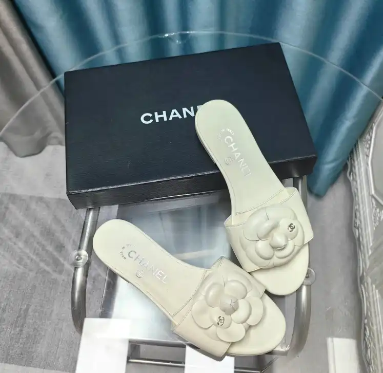 hype Chanel Slippers