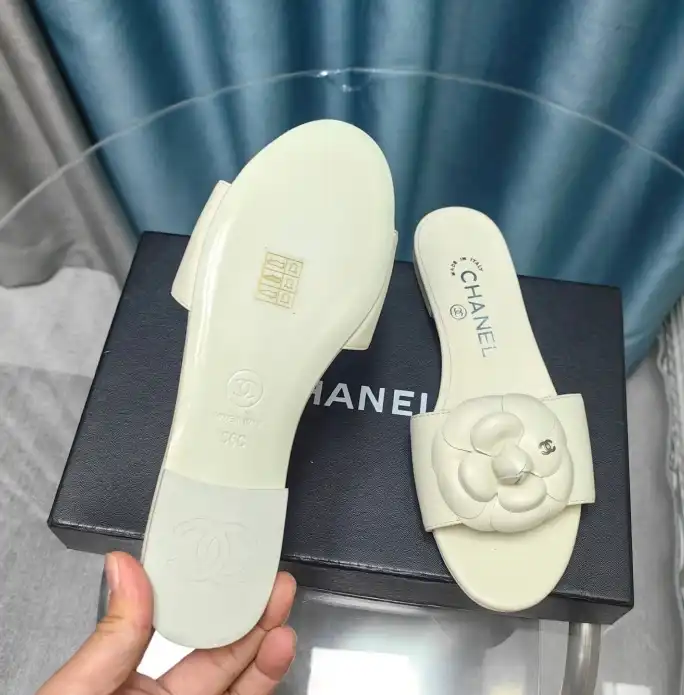 hype Chanel Slippers