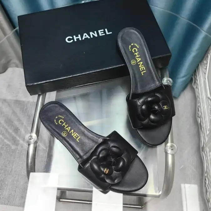 hype Chanel Slippers