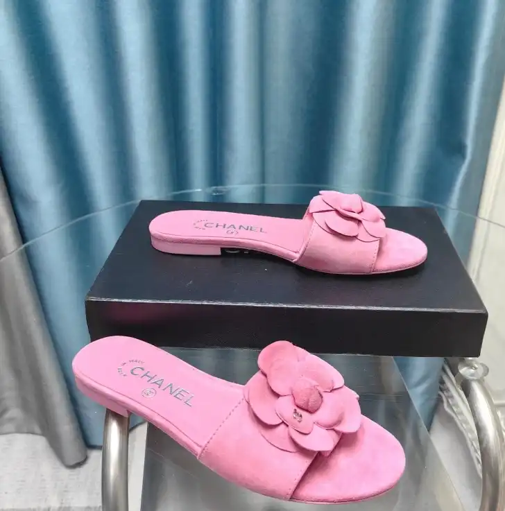 hype Chanel Slippers