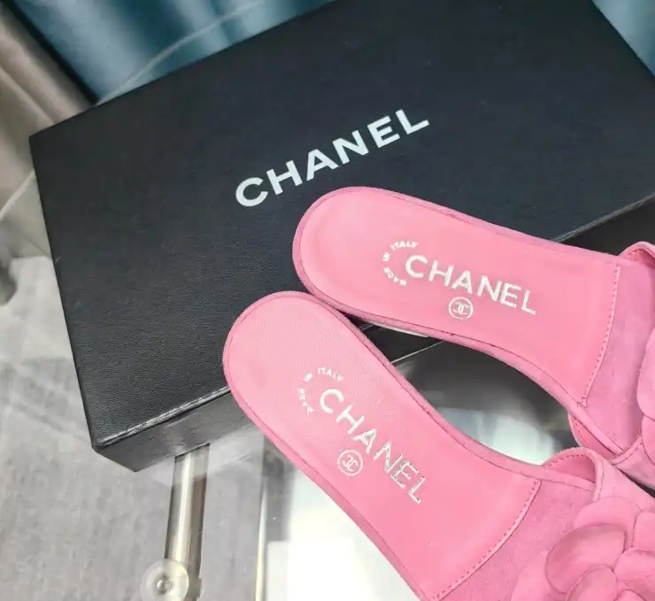 hype Chanel Slippers