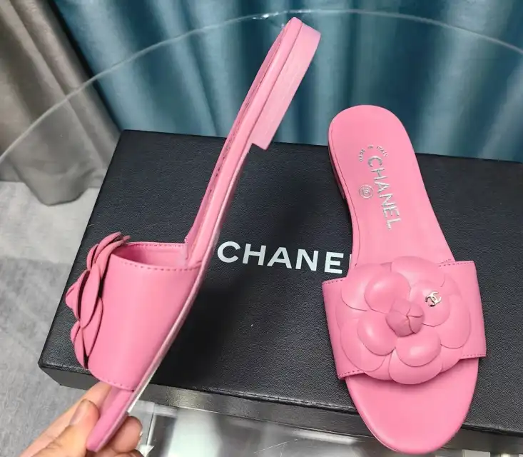 hype Chanel Slippers