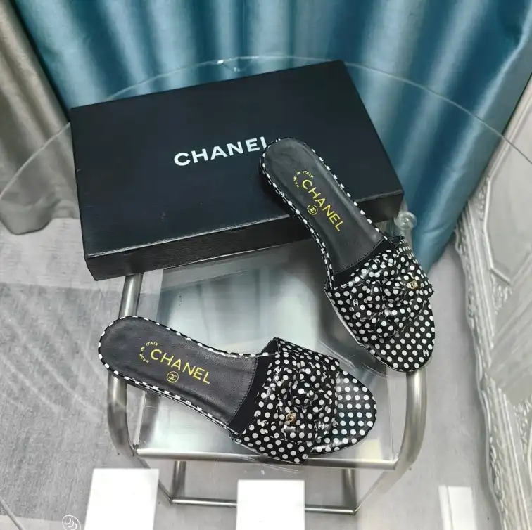 hype Chanel Slippers