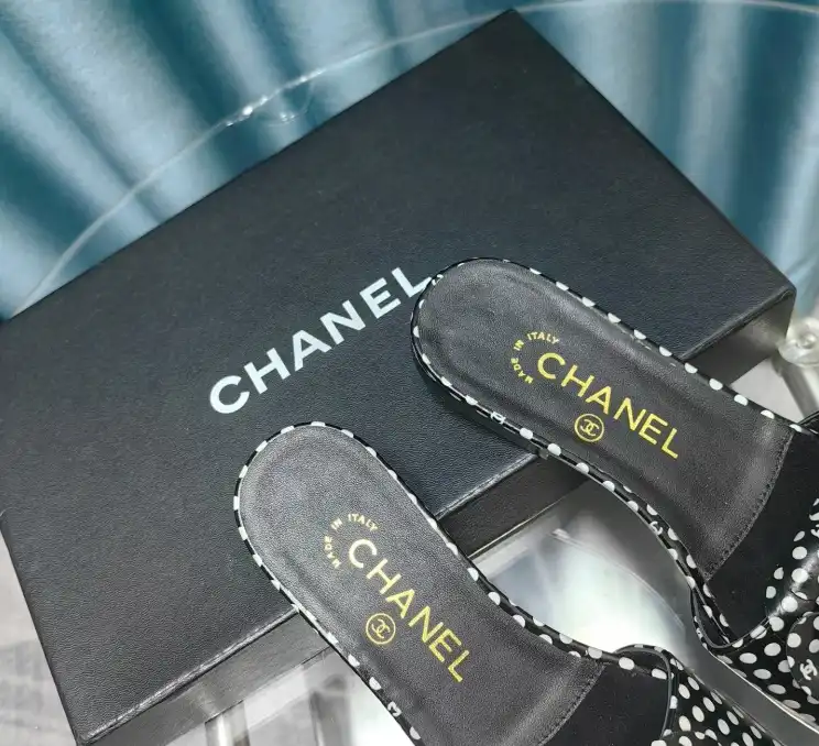 hype Chanel Slippers