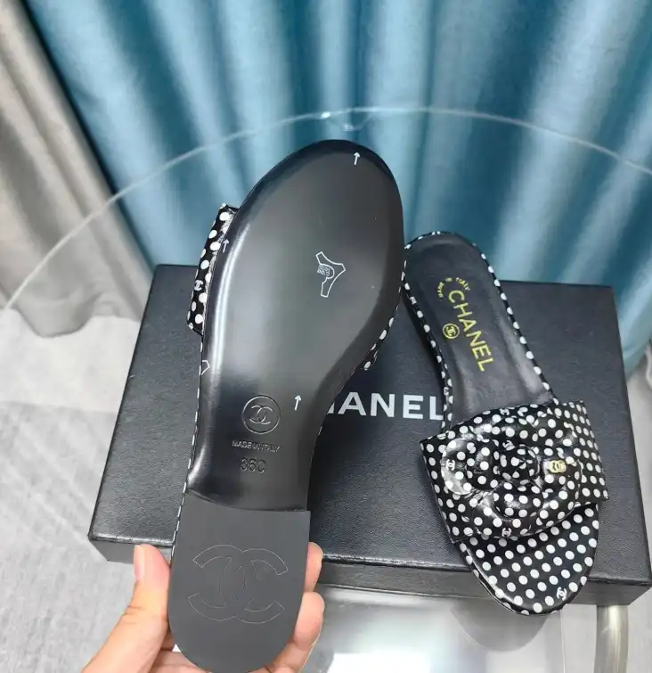 hype Chanel Slippers