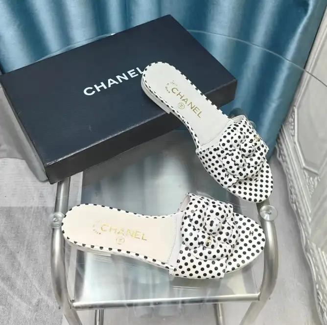 hype Chanel Slippers