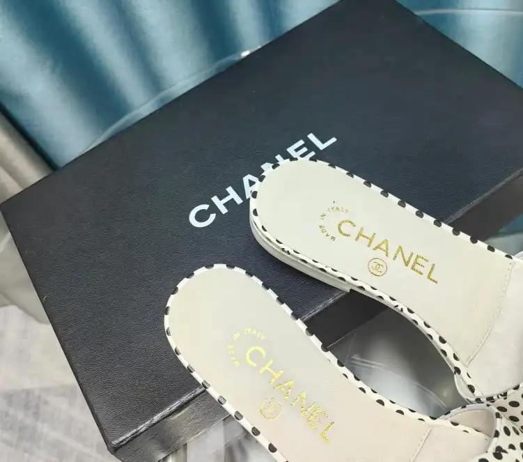 hype Chanel Slippers