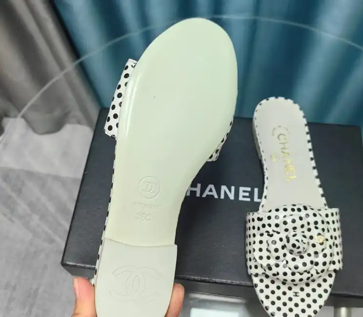 hype Chanel Slippers