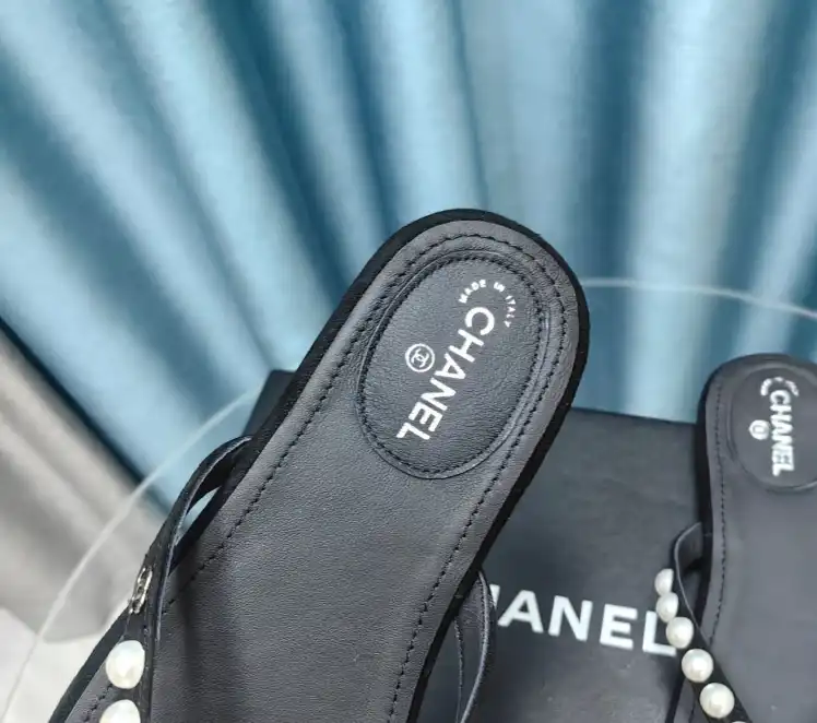 hype Chanel Slippers