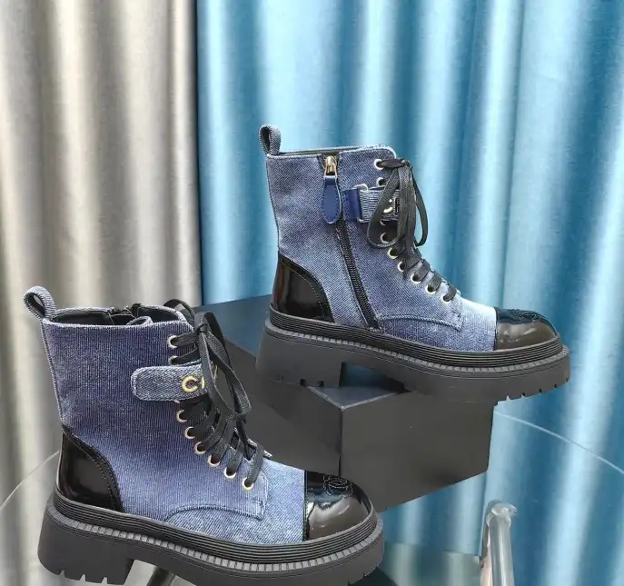 hype Chanel Boots